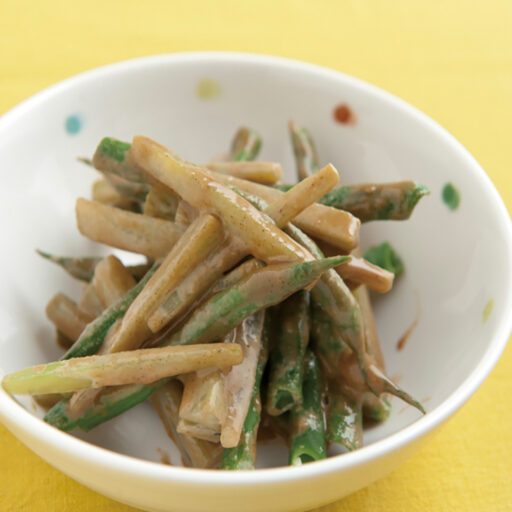 ウドとインゲンのゴマクリームサラダ